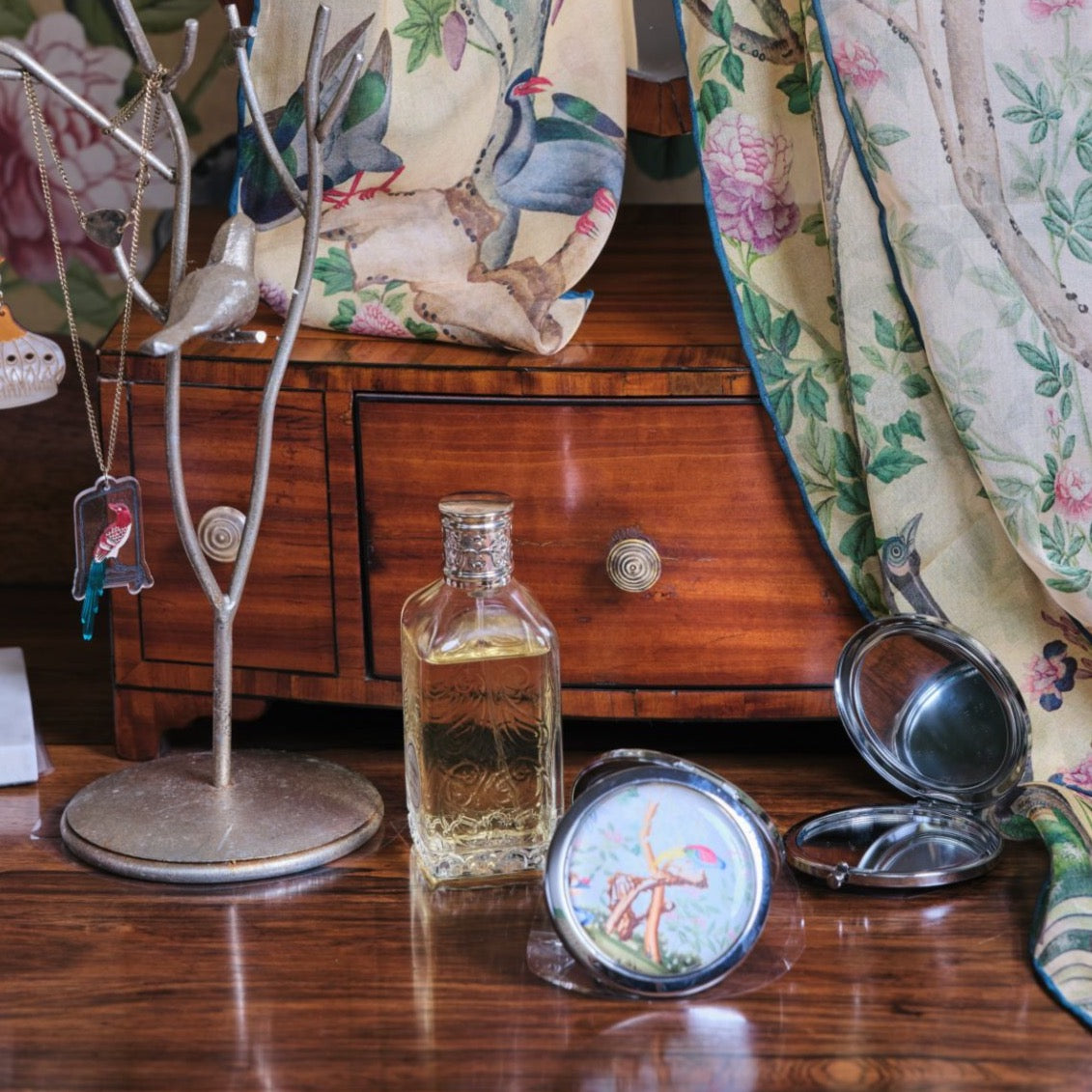 William IV Wallpaper Compact Mirror